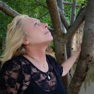 Meet your Posher, Melanie